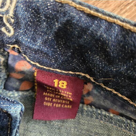 Zana di Fashion Bug Bootcut Jeans with Belt NWT - Picture 6 of 6